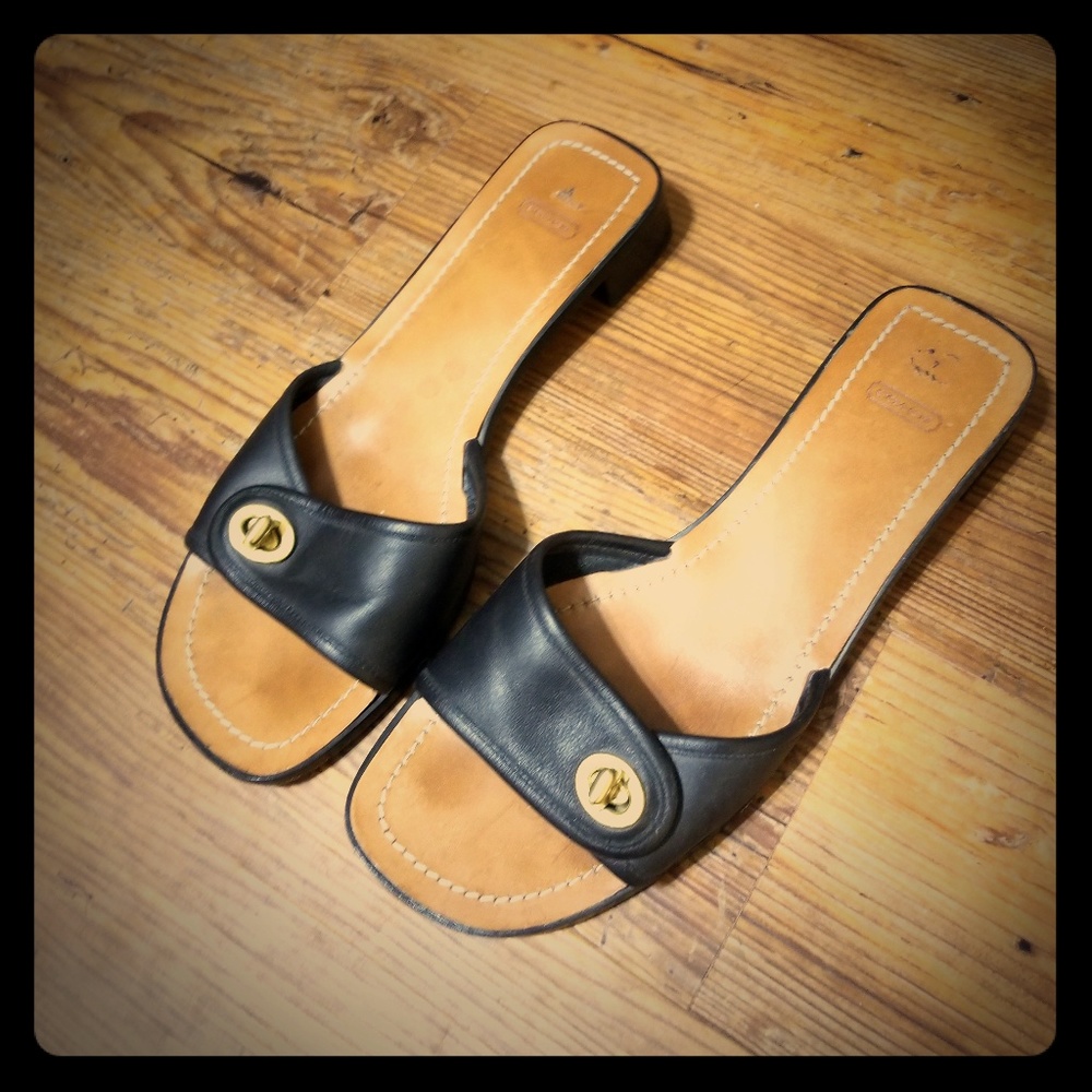 Coach buckle sandals 8.5 small heels
